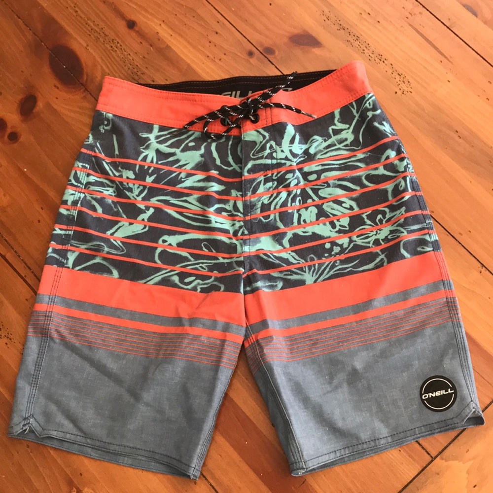 Boys O’Neil swim trunks 🩳